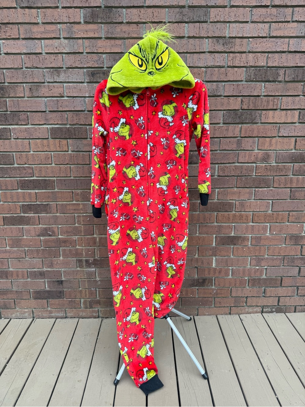 The Grinch Union Suit Pajamas One Piece Christmas Women Size Medium 8-10 Red EUC
